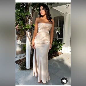 Elegant Strapless Dress